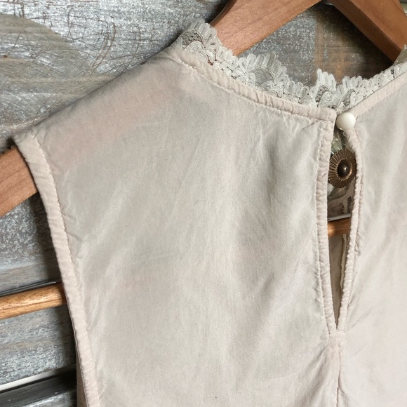 Forever 21 Flowy Feminine Blouse - Picture 8 of 8